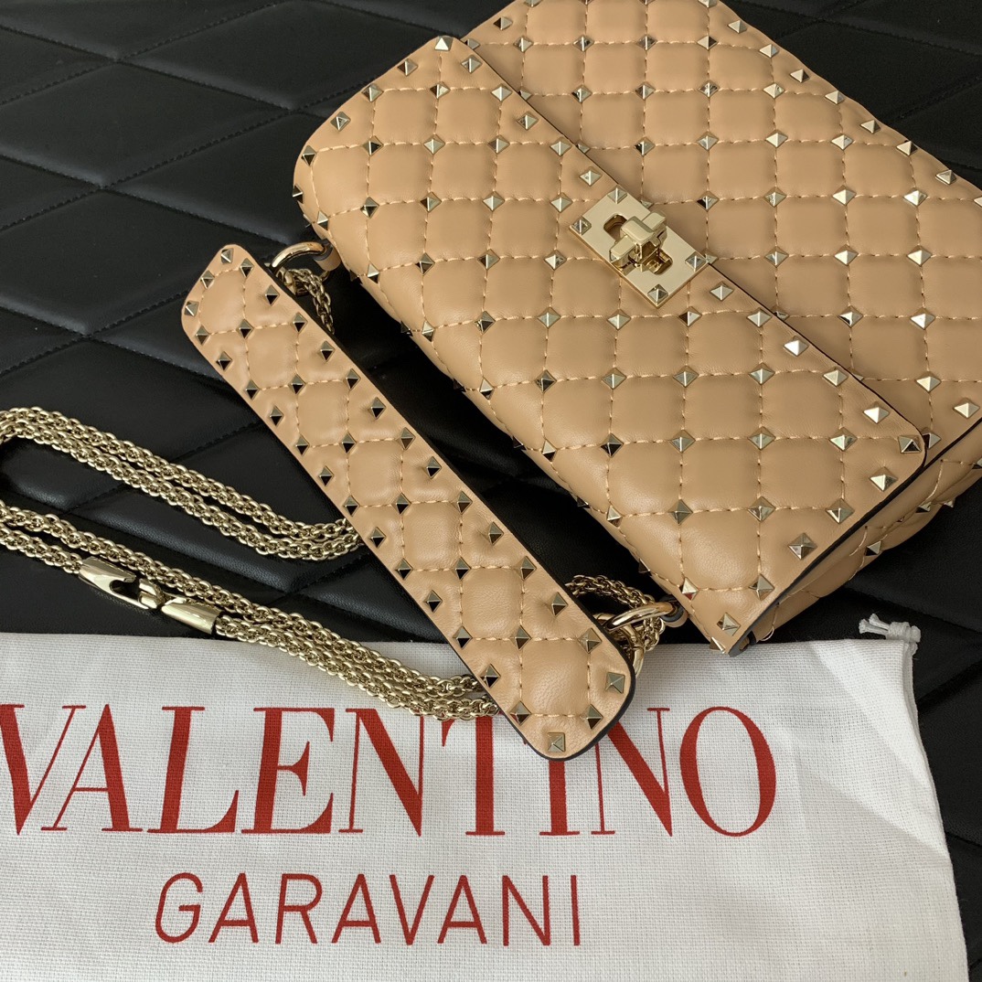 Valentino Garavani Rockstud Spike Medium Chain Bag in Apricot Supple Lambskin Nappa